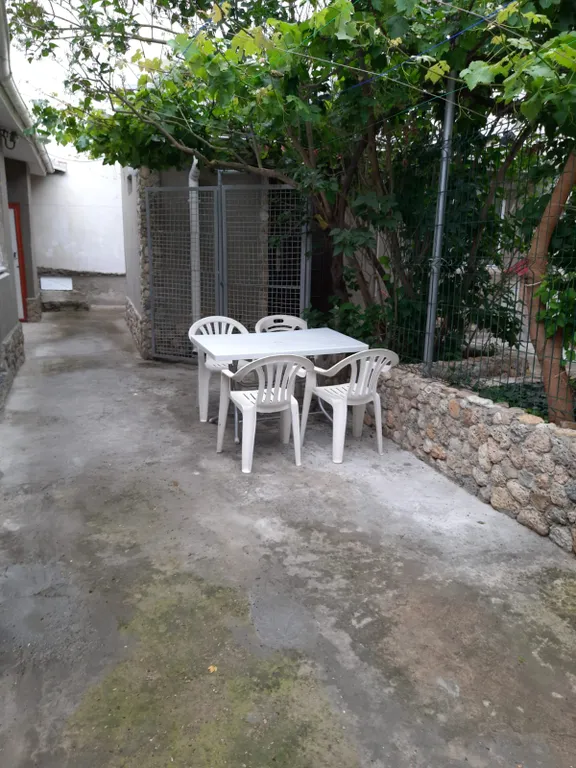 Квартира 2-комнатная Квартира — Евпатория