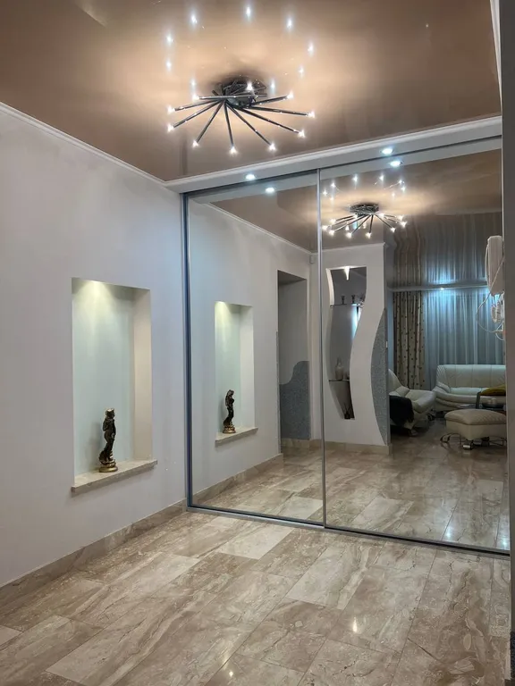 Апартаменты с необычной планировкой в самом центре города.