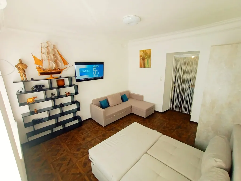 Уютная однокомнатная квартира в самом центре Ялты-Графском проезде