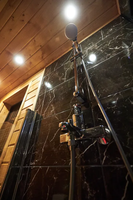 Коттедж Домик A-frame рядом с озером — Светлое