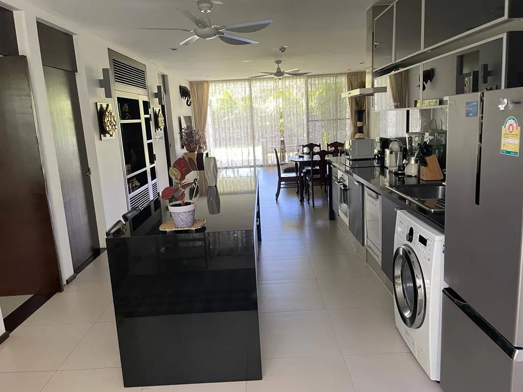 Апартамент (140м2) 2 спальни в 200-х метрах от моря