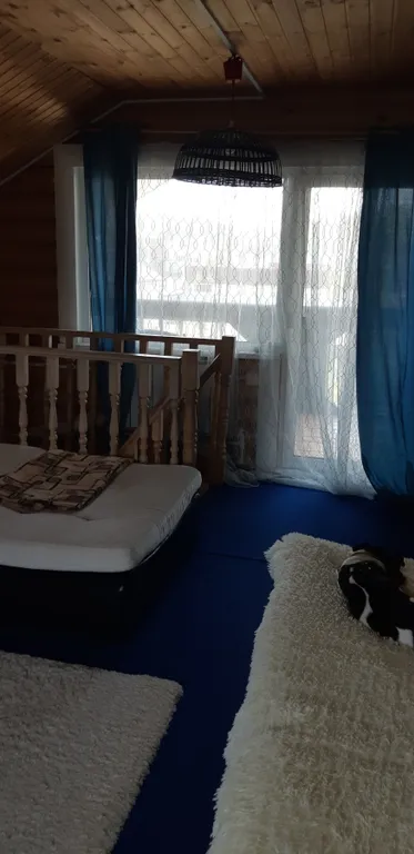 Дом на озере