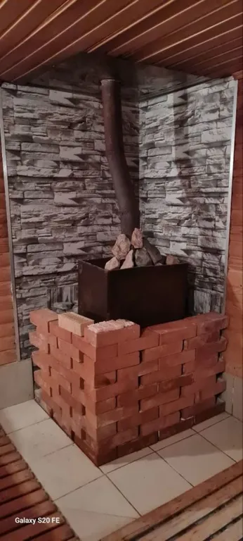 Дом с видом на лес и речку