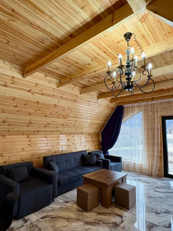 Шале Кедари