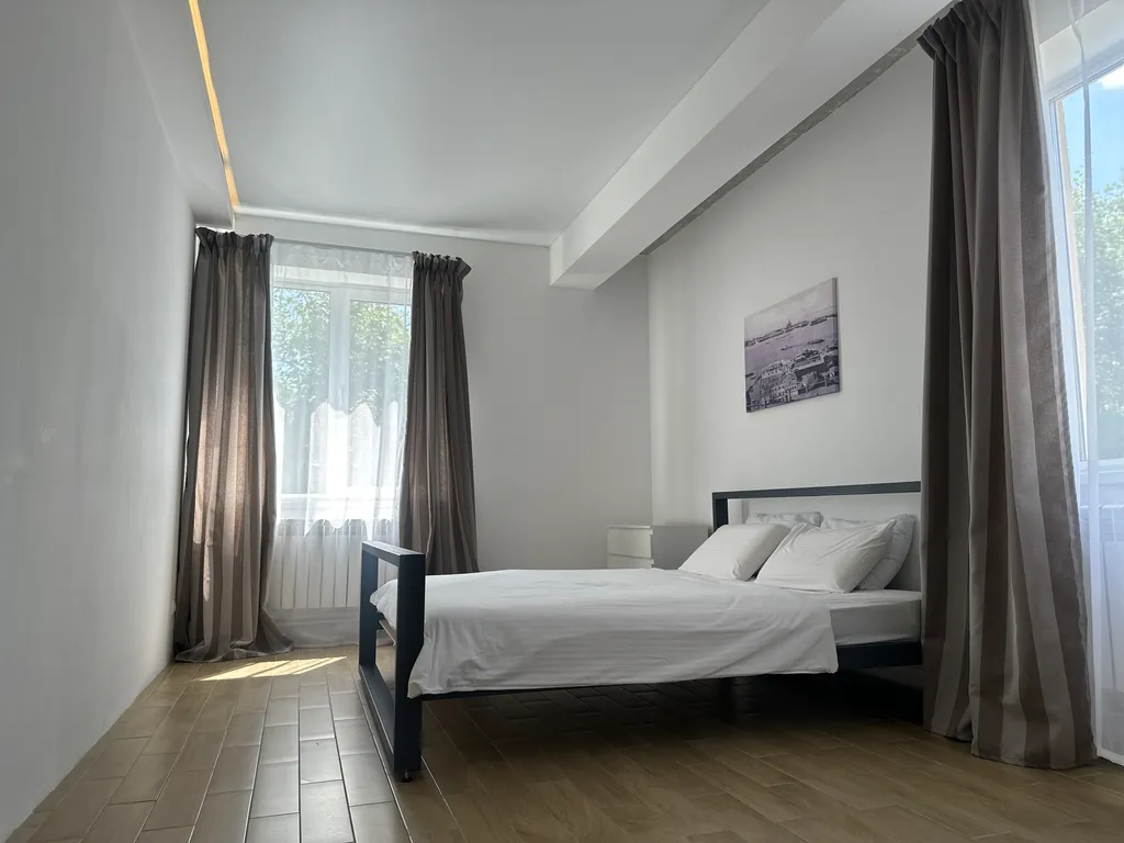 Светлый апартамент столица 2304