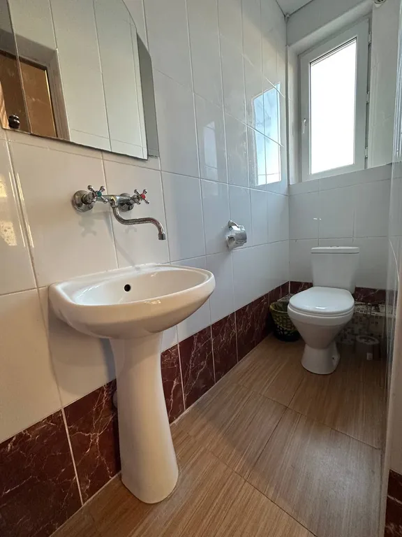 Квартира Квартира Трехместный уютный номер на 2м этаже — Геленджик