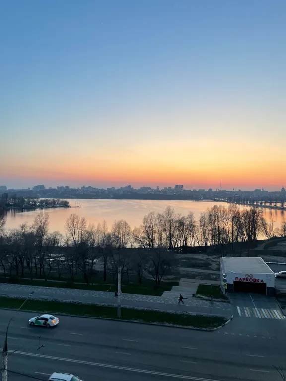 Двухкомнатная квартира с панорамным видом на водохранилище