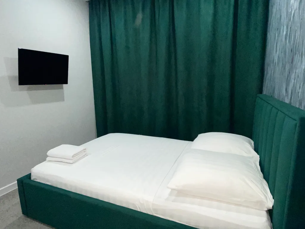 2ком- тц АУРА, Аэропорт, Жд Автовокзал