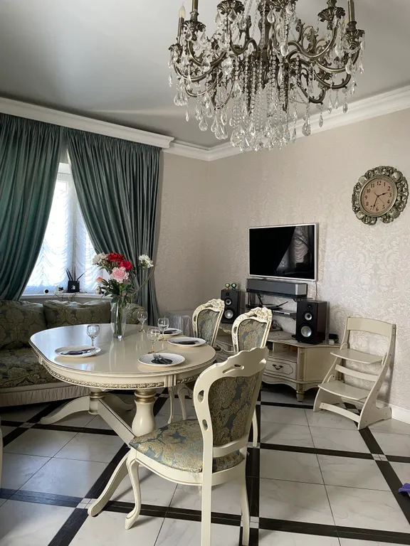 Уютный дом с терассой и сауной