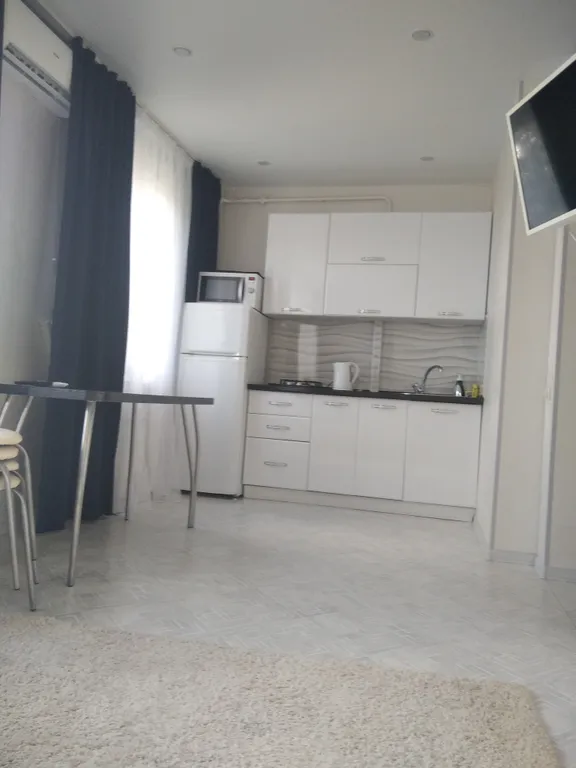 Евродвушка возле набережной