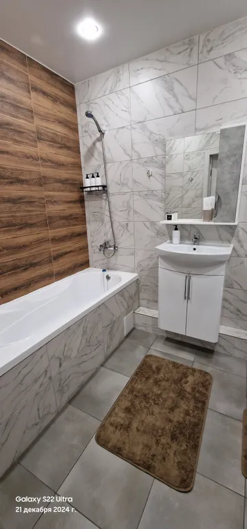 День ночь -  шикарная изюминка Orange в тихом центре