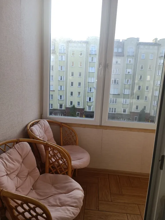 Двухкомнатная квартира на берегу моря