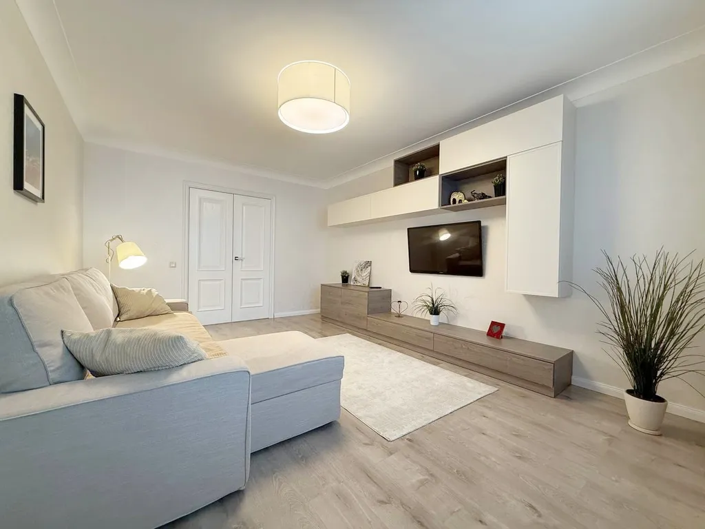 Квартира Апартаменты 4-комнатные с видом на реку — Минск