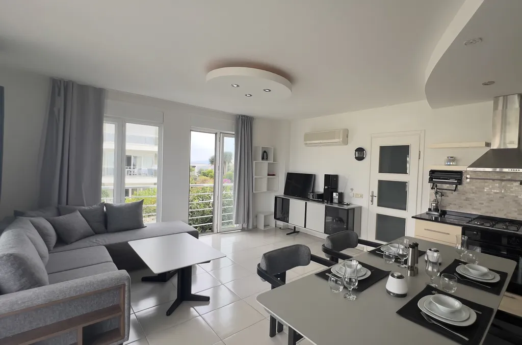 Квартира дуплекс рядом с морем