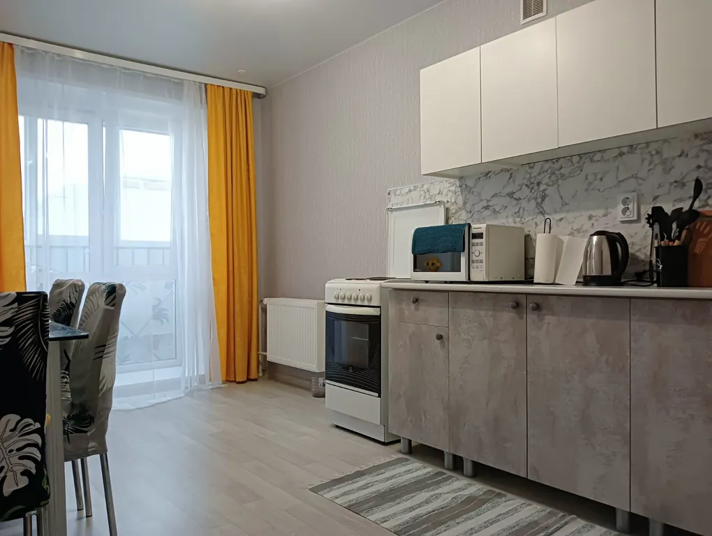 Отличная большая однушка с шикарным  видом на город