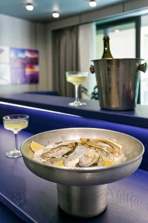 Лофт апартамент с панорамными окнами