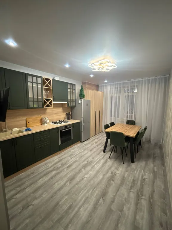 Золотая набережная напротив Кремля