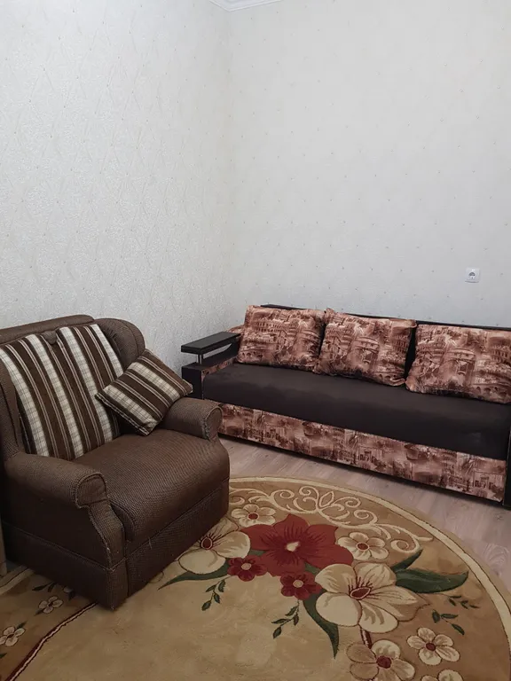 Квартира 2-комнатная Квартира — Евпатория