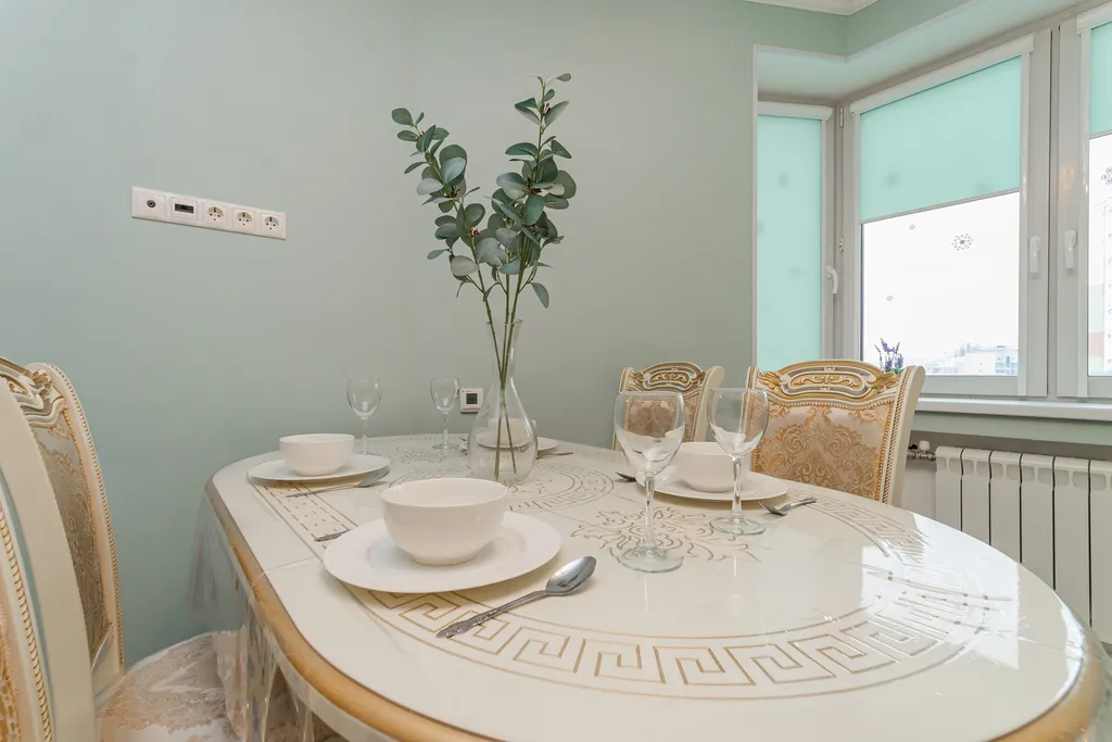 Уютная двухкомнатная квартира рядом с метро и видом на набережную