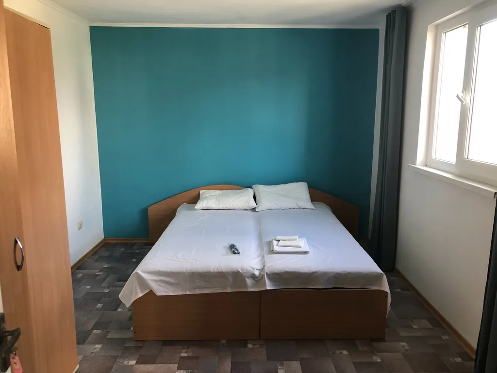 Квартира Двухкомнатный стандарт для 4х человек — аренда посуточно в Щёлкино