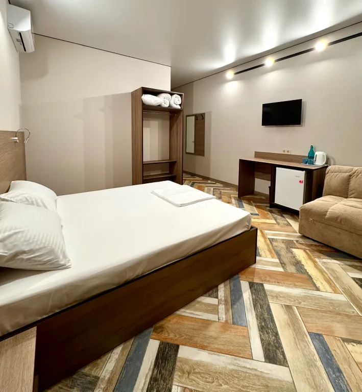 Студия улучшенная на 4 человек