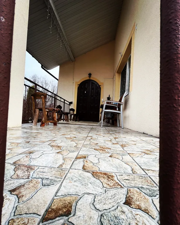 6-комнатный Дом