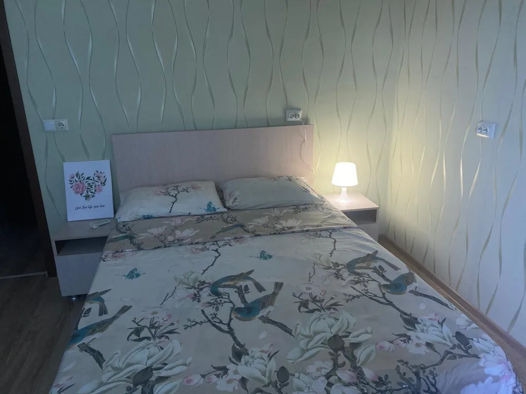 Квартира с закрытой территорией, рядом трасса на Крым — аренда посуточно в Таганрог