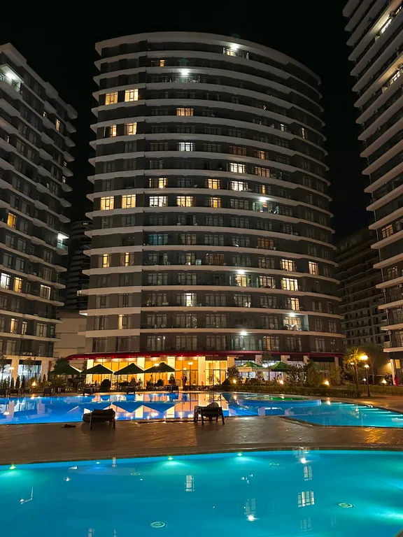 Квартира Золотая студия, бассейн + парковка free, жк white sails — Батуми