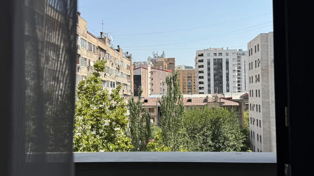 Уютный апартамент с 2 спальнями рядом с Сизнс парк