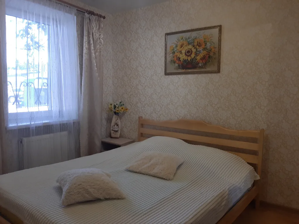 Коттедж Трёх комнатный дом до моря 5 минут пешком — Евпатория