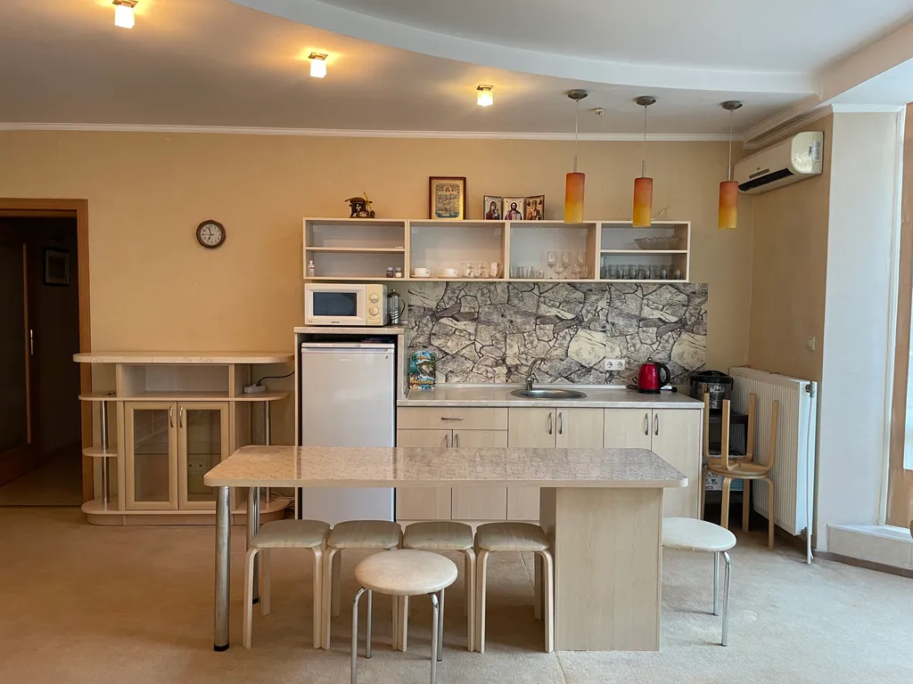 Двухкомнатные апартаменты у моря