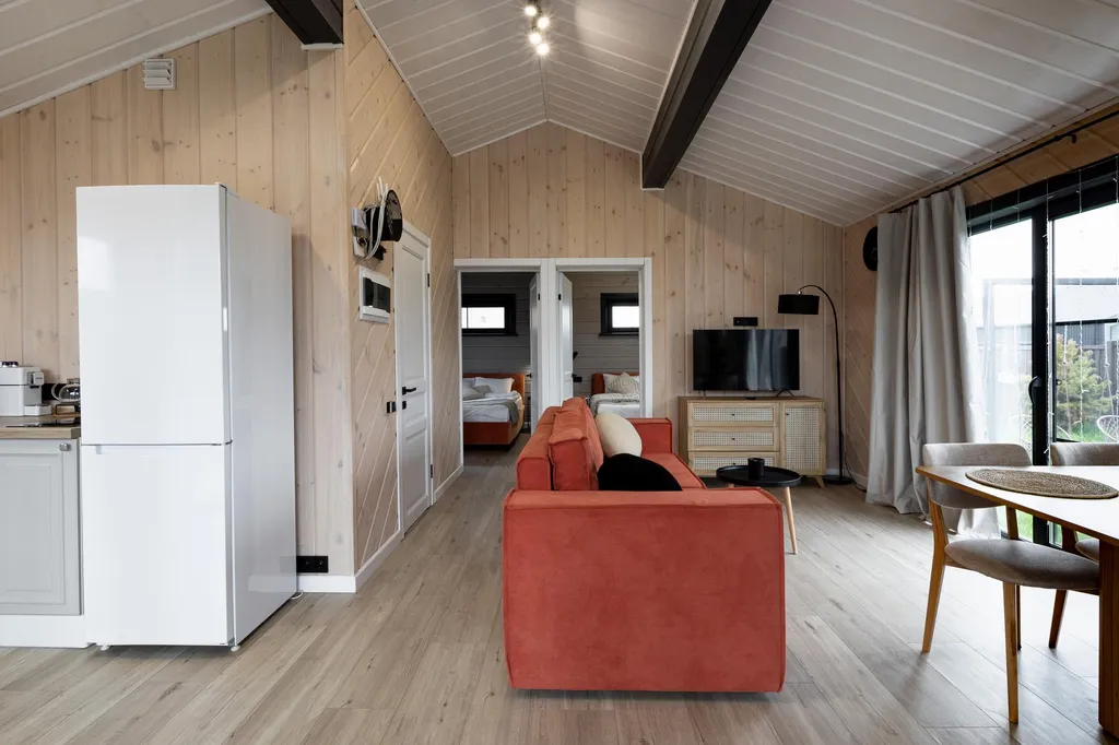 Коттедж Панорамный дом среди зимнего леса рядом с озером — Семеновское