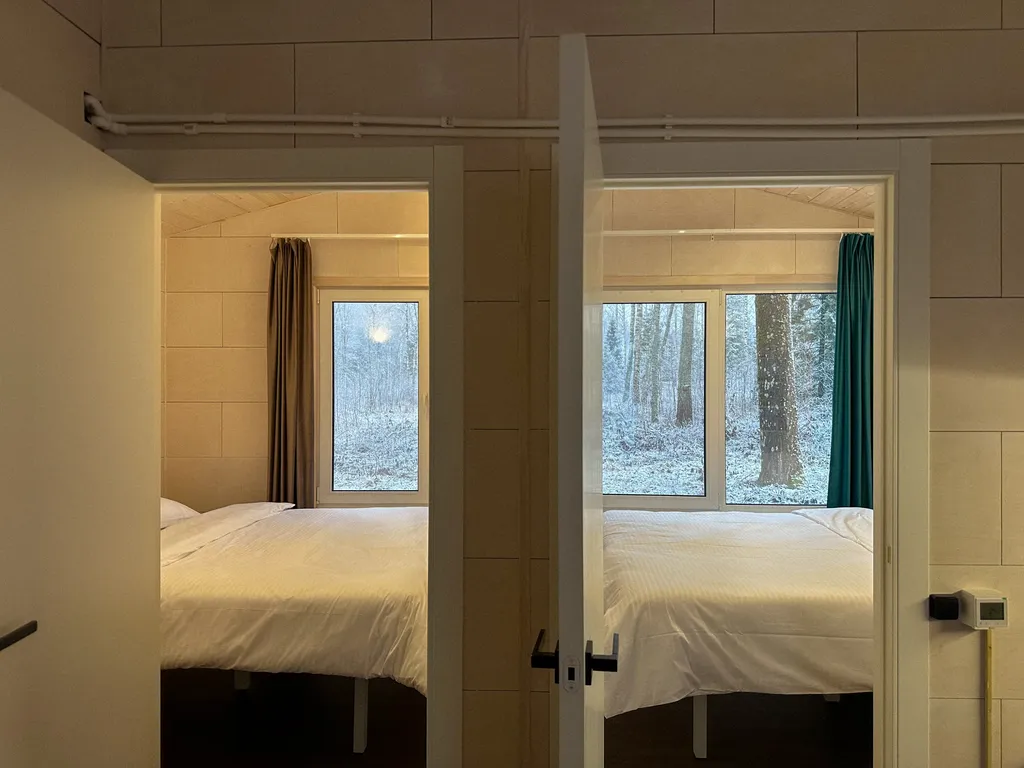 Уютный дом нa бeрегу лесногo озeра 2