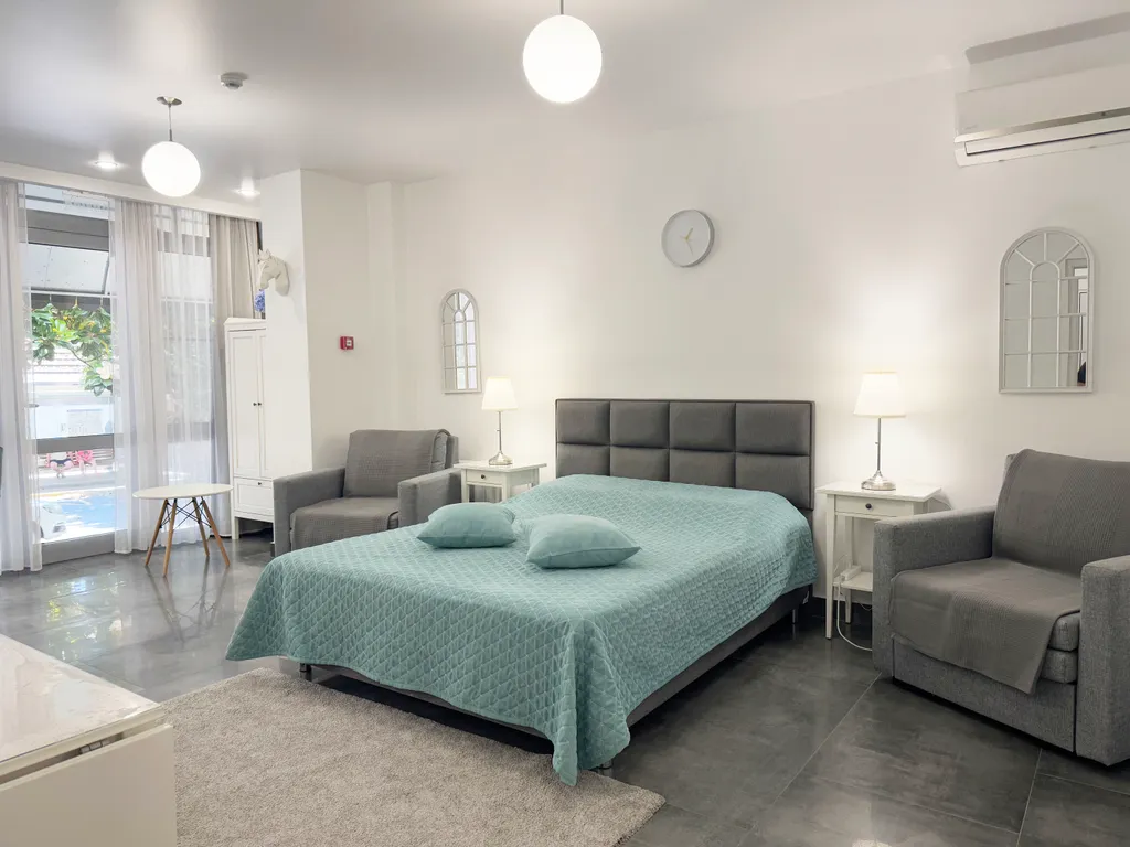 Двухкомнатная квартира в центре - любовь с первого взгляда! — аренда посуточно в Лазаревское