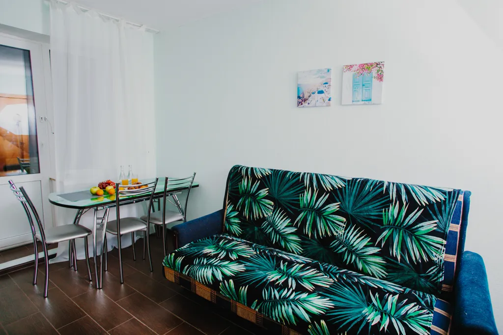 Светлая, чистая квартира на Парнасе