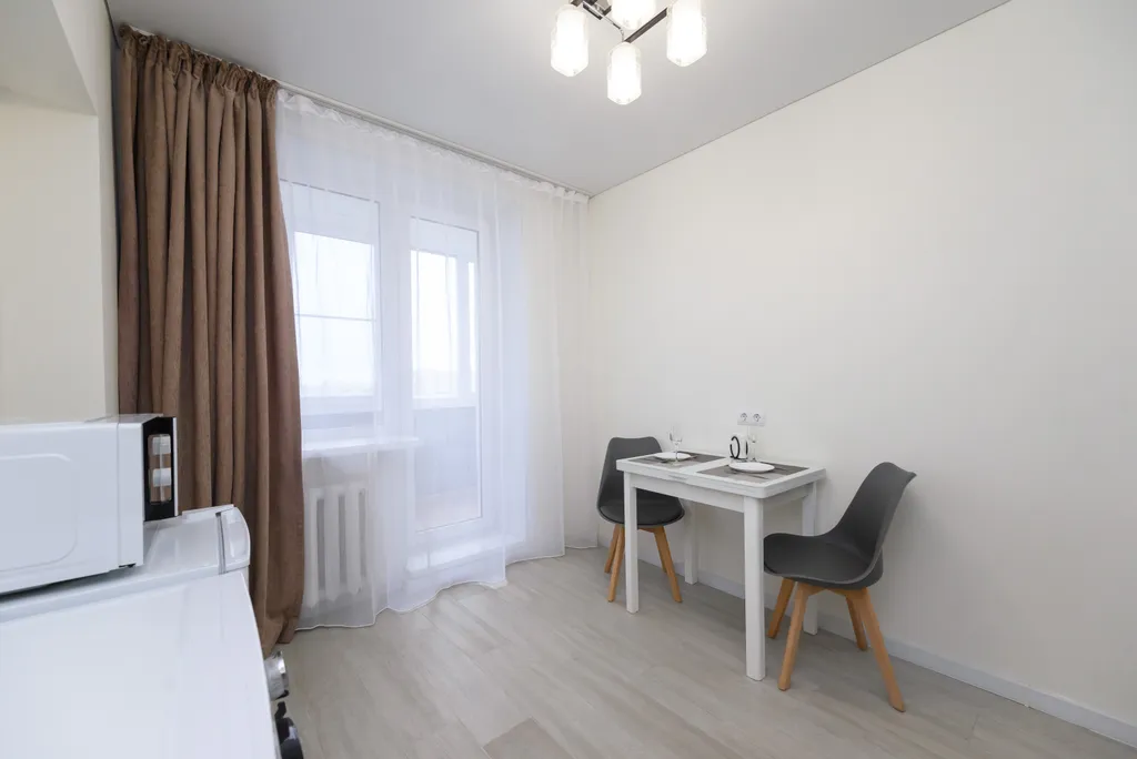 Квартира на Алом поле