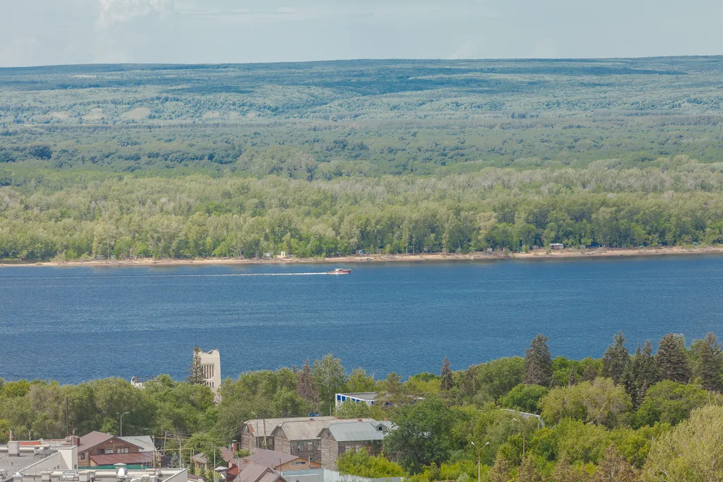 Квартира 2-х комнатная квартира с красивым видом на волгу — Самара