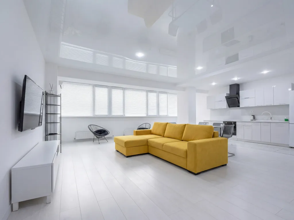 Белоснежная квартира с яркими акцентами в ЖК Центральный — аренда посуточно в Краснодар