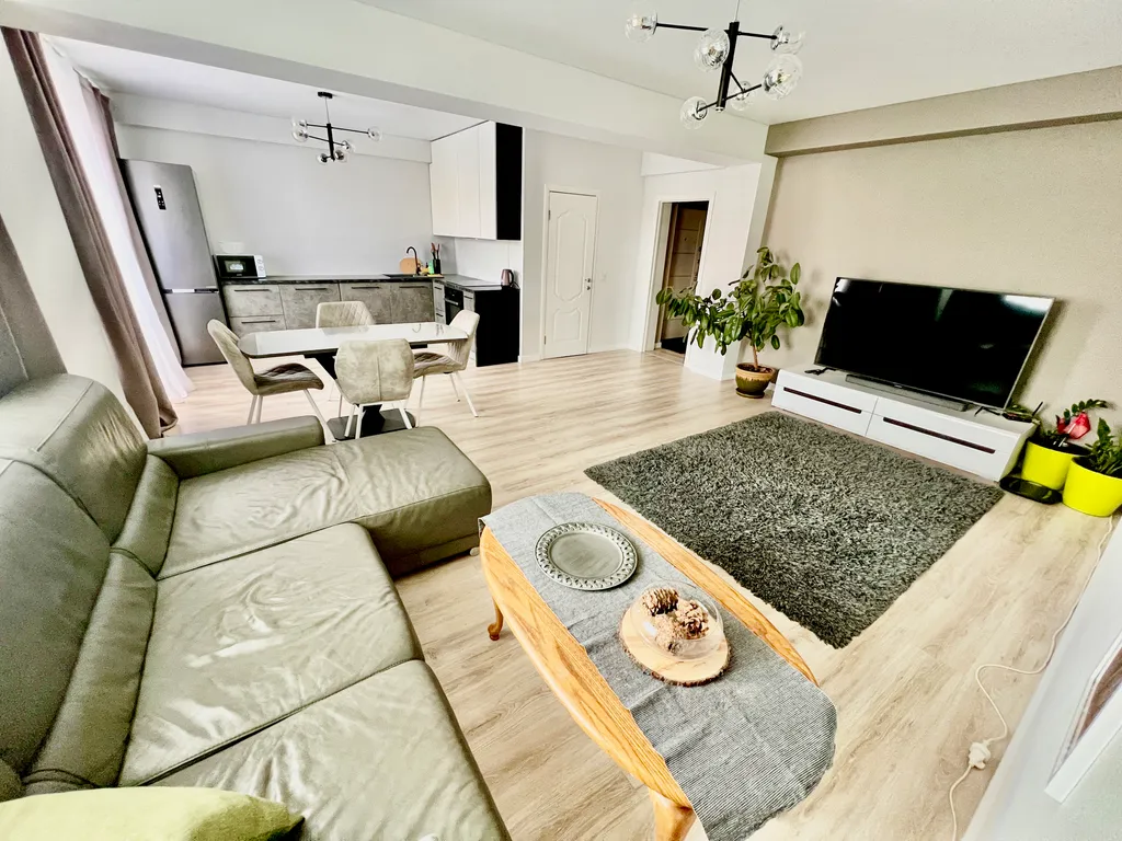 3-комнатные апартаменты на площади Победы