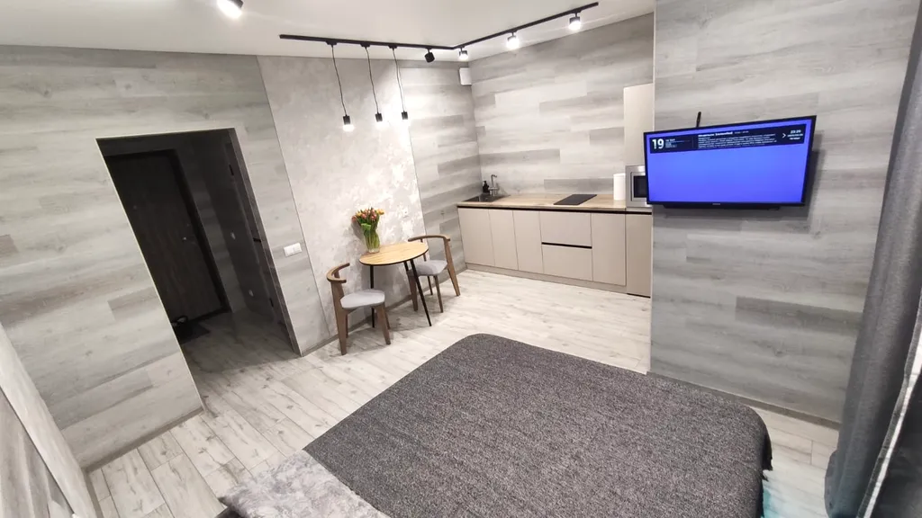 Студия с парящей кроватью