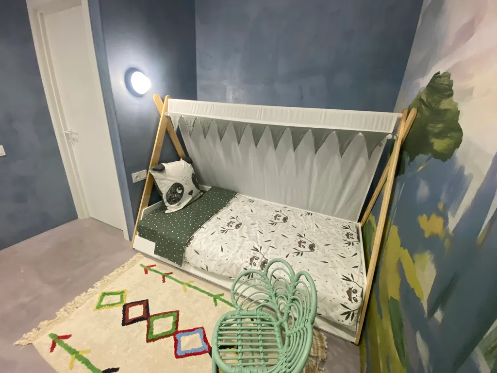 Двухкомнатная квартира с дизайнерским решением