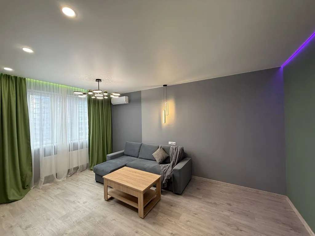 Квартира в 5 минутах пешком до Парка облаков. Парк Галицкого