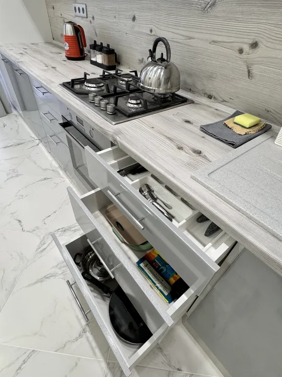 Уютная квартира рядом Ледовым дворцом и Дворцом водных видов спорта