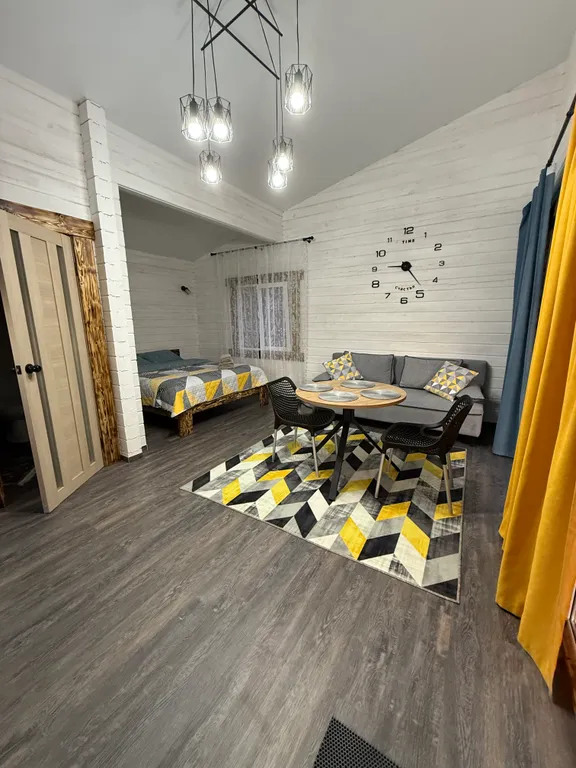 Уютный дом вдали от шума