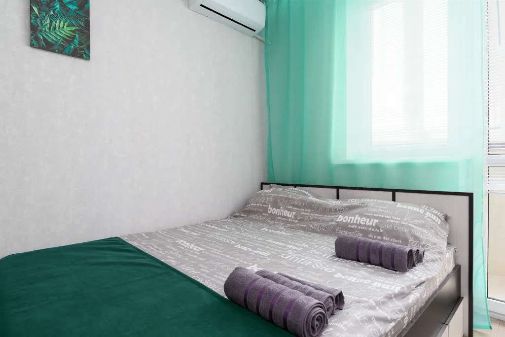 Шикарная студия для двоих с дизайнерским ремонтом