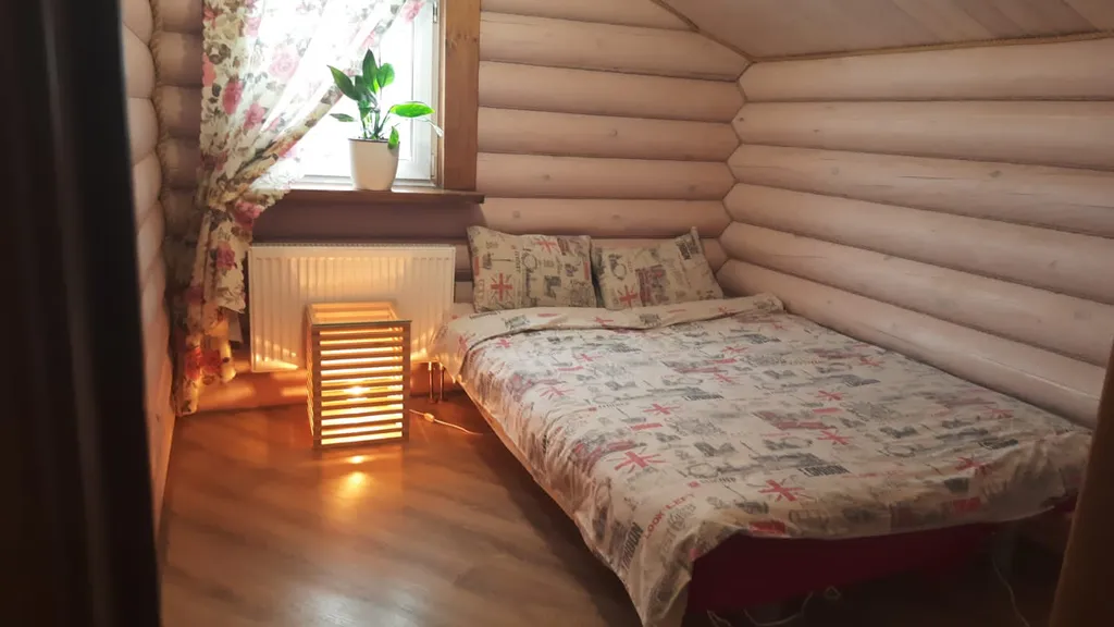 Дом из бревна с русской баней