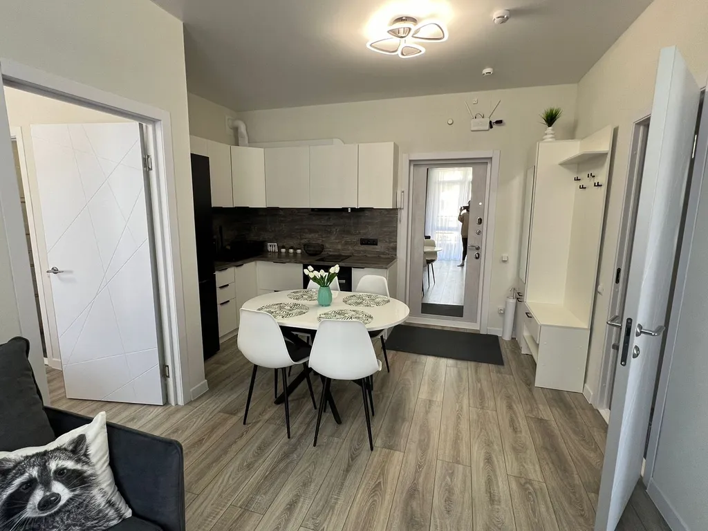 360 Евротри на 6 человек с бассейном с 2 санузлами