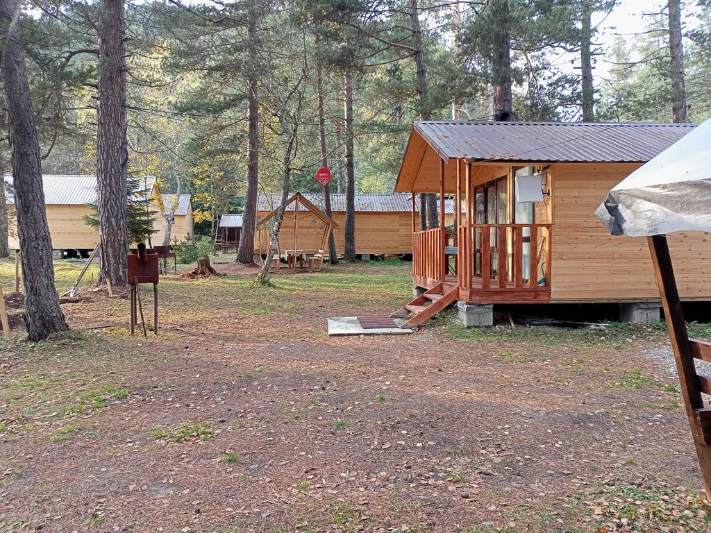 Коттедж Уютный домик около леса и реки — Архыз