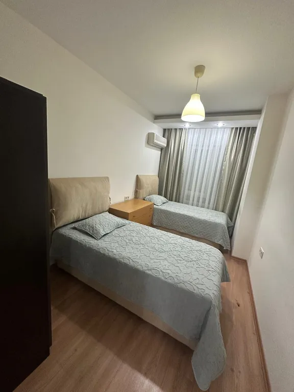 Просторная квартира вблизи моря в Лимане