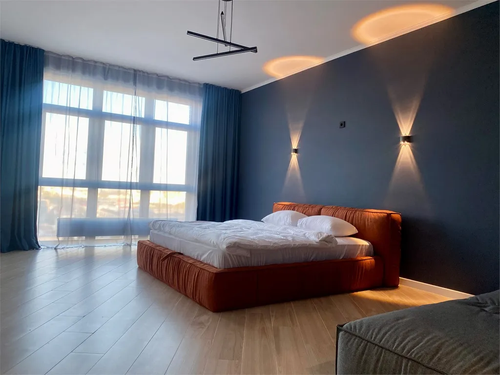 Уникальная квартира с панорамным видом и проектором